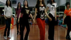 模仿翻唱 - 不爱请闪开