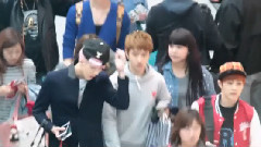 EXO,EXO-K,EXO-M - 仁川机场