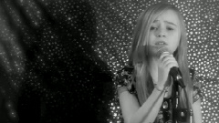 Sabrina Carpenter - White Horse