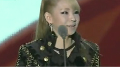 2NE1 - 年度专辑奖