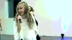 Sabrina Carpenter - Makes me Wanna Pray