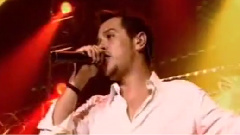 Matt Willis,McFly - Don't Stop Me Now