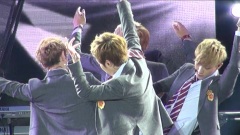 EXO-M - Wolf