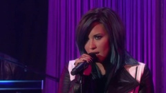 Demi Lovato - Neon Lights (Ellen Show)