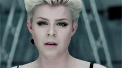 Robyn - Dancing On My Own