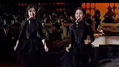 小泉今日子,中森明菜 - S・O・S