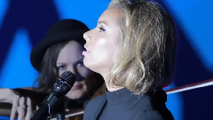 Leona Lewis - Bleeding Love