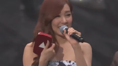 少女时代,Tiffany(少女时代) - Video of the Year Tiffany 领奖Cut