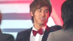 东方神起 - 剪辑