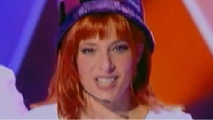 Mylène Farmer - C'est Une Belle Journee