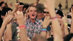Avicii - Pool Party