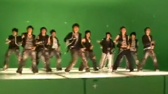 Super Junior - 笨蛋一样的世间