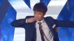 张艺兴(EXO),EXO-M,EXO-K,EXO - Wolf