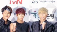 U-Kiss - 2013 Apan Star Awards颁奖仪式照相时间