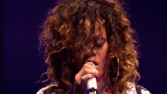 Rihanna - Love The Way You Lie