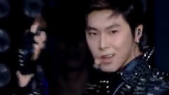 东方神起 - Keep Your Head Down