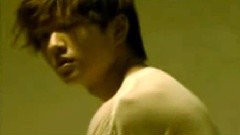 SHINee - 我很想爱他