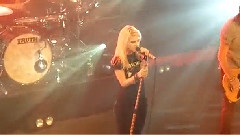 Paramore - Turn It Off