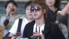 郑允浩 - Incheon Airport