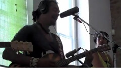 Michael Franti and Spearhead - Hey Hey Hey WNRN
