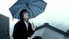伍佰 - 飞在风中的小雨