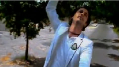 Atif Aslam - Hum Kis Gali