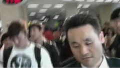 郑允浩 - 济州岛机场回首尔