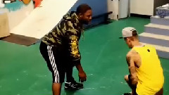 Justin Bieber - 滑雪篮球视频合集