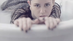 Miley Cyrus - Adore You