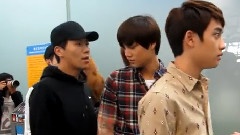 EXO-K - 仁川机场出国