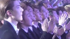 EXO - 音乐风云榜新人盛典台下