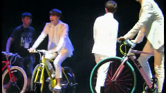 EXO-K,EXO - 单车展示