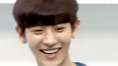 EXO - 灿烈打电话 Cut