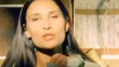 Zazie - Un Petit Peu Amoureux