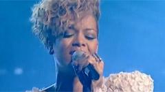 Rihanna - Russian Roulette