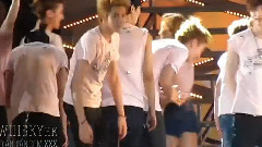 EXO,EXO-K,EXO-M - SM Town in Taiwan. Ending 饭拍版