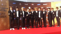 EXO,EXO-M,EXO-K - 红地毯 27届金唱片大赏
