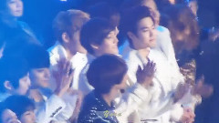EXO,EXO-K,EXO-M - 演出结束