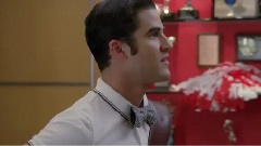 Glee Cast - Everybody Wants To Rule The World