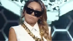 CL(2NE1),2NE1 - The Baddest Female & 一位受赏