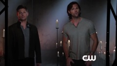 Jensen Ackles - <邪恶力量>Season 9 Fist Bump Preview