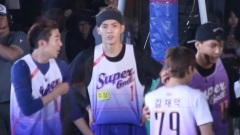 EXO,EXO-M - Dream Team Kris Play B-ball Cut