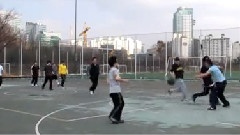 许阁 - 许阁和许空打篮球