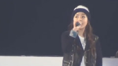 2NE1 - Talk & Do You Love Me