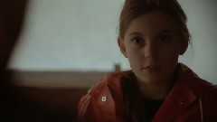Renée - Strawberry Stains