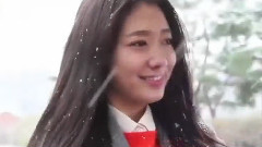 朴信惠,李敏镐 - <继承者们> 雪中杀青花絮