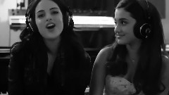 Ariana Grande - The Christmas Song
