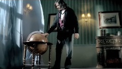 Дождь стучит