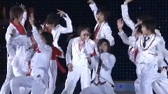 Hey! Say! JUMP - Hey!Say!JUMP デビュー&ファーストコンサート いきなり!In 东京ドーム