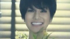 泰国歌手 - Happy